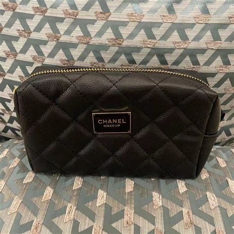 makeup bag for chanel medium purseforum|chanel makeup bag price.